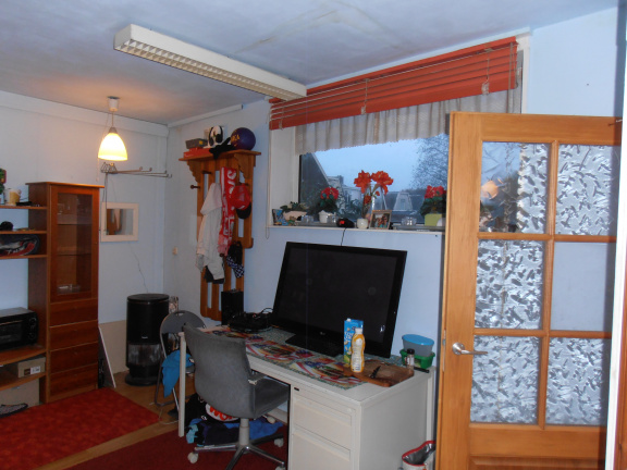 01- Aanbod, 1.pers. Kamer+keuken+douche Studio, gemeubileerd +Tv + Internet, enz. - nr. 1