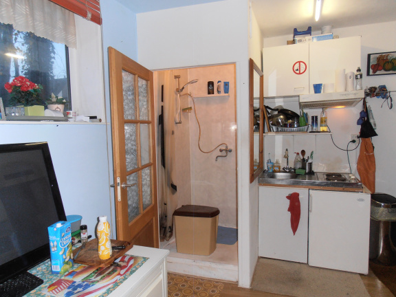 01- Aanbod, 1.pers. Kamer+keuken+douche Studio, gemeubileerd +Tv + Internet, enz. - Afbeelding 4