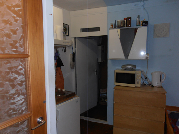 01- Aanbod, 1.pers. Kamer+keuken+douche Studio, gemeubileerd +Tv + Internet, enz. - Afbeelding 8