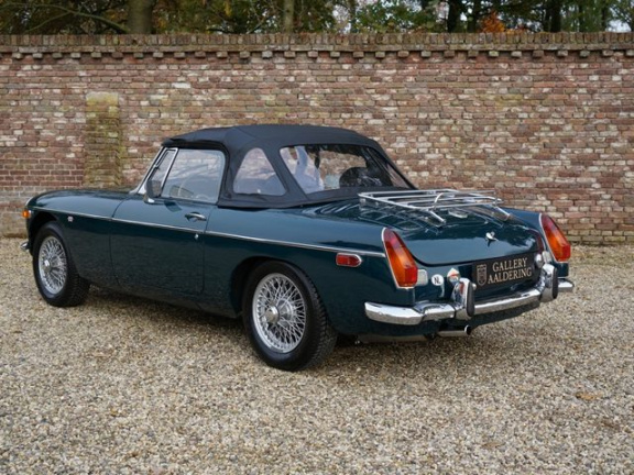 MG B type - Roadster rebuilt engine - Afbeelding 2
