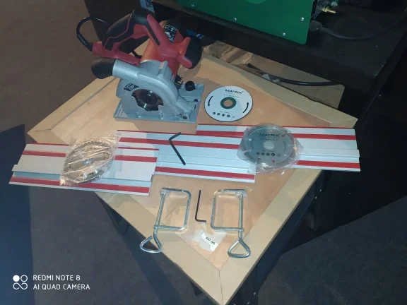 Invalzaag met 1 m rail , diamantschijf 115 mm HM zaagblad metaalzaagblad en inox doorslijpschijf