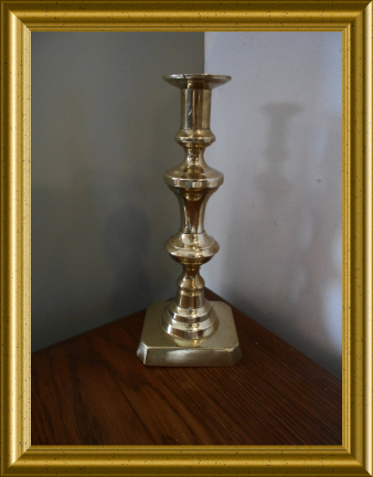 Nog een antieke koperen kandelaar // antique brass candlestick