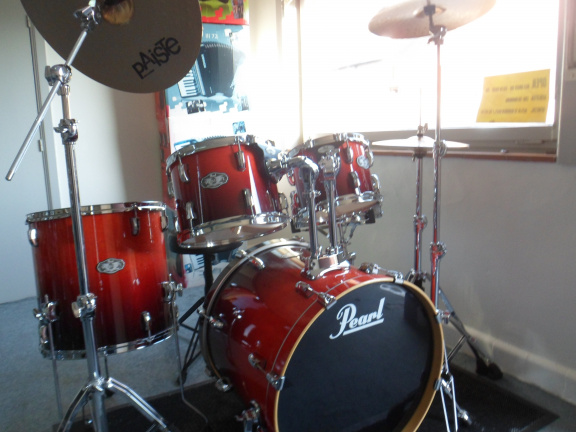 absolute top occasie PEARL VISION, 5-delig,simbalen, kruk, kompleet - nr. 1