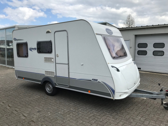 Als nieuw Caravelair 425 de luxe uit 2007 - Afbeelding 2