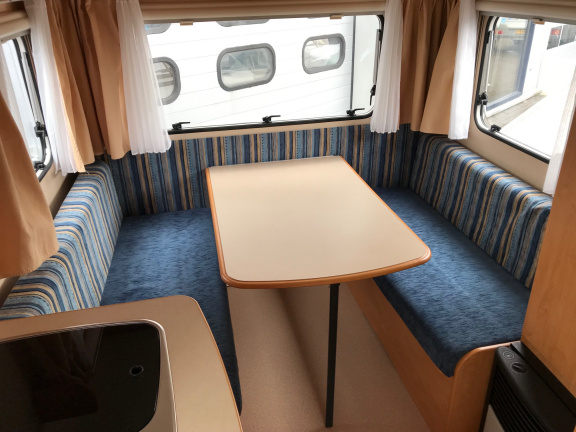 Als nieuw Caravelair 425 de luxe uit 2007 - Afbeelding 4