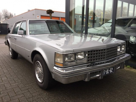 Cadillac seville 5