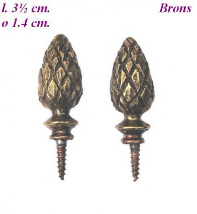 === 2 Klokknopjes = brons = gebruikt === 14635
