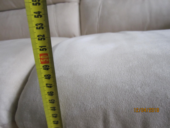 2 zitsbank bekleding stof kleur creme br.160 diep 90 zithoogte 48cm - Afbeelding 4