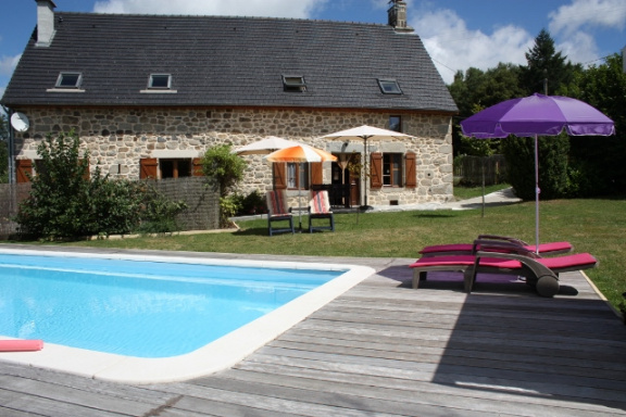 Vakantiewoning met privé zwembad, verwarmd in Centraal Massief - nr. 1
