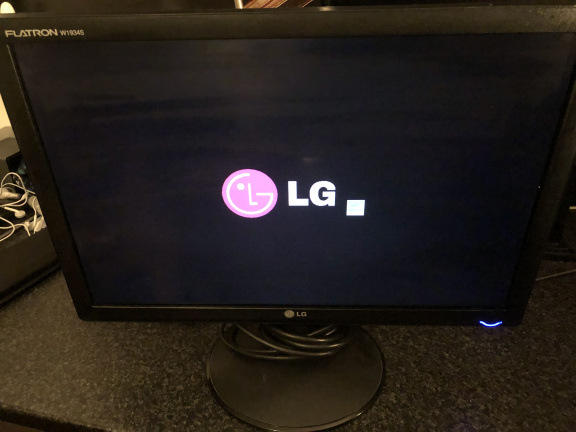 LG Flatron W1934ST schermgrootte 19 inch LCD met kabel - nr. 1