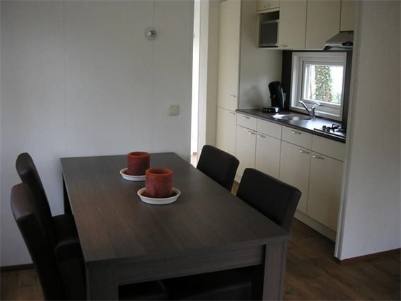 Ermelo Veluwe chalet op een bospark. - Afbeelding 2