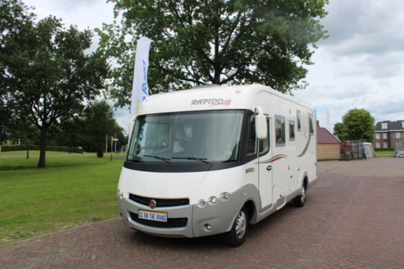 Rapido 983 DF vastbed grage