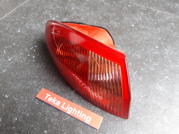 Alfa Romeo 147 (00-10) Achterlicht Olsa 03322010 Links Used - Afbeelding 3
