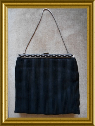Oud zwart tasje // vintage black purse