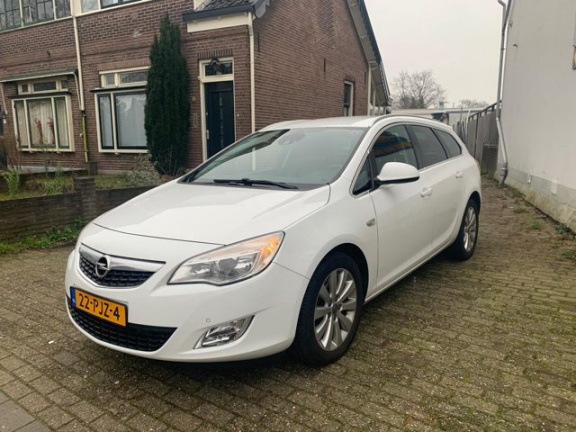 Opel Astra Sports Tourer - 1.7 CDTi Cosmo Clima Navi
