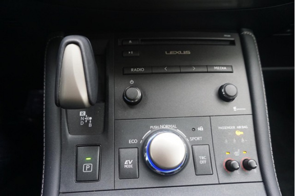 Lexus CT 200h - 25th Edition December 2015 Rijklaar met Garantie