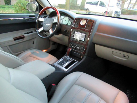Chrysler 300C - 300C Aut/Navi/Leder/Xenon/Orig NL/NAP