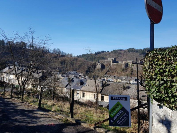 Semois-Ardennen,BOUILLON: Bouwgrond 596m² met prachtig uitzicht !