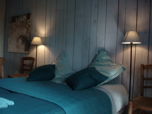 Onderweg naar Spanje of Zuiden Frankrijk? Tussenstop in een romantische B&B. Gratis WIFI - nr. 1