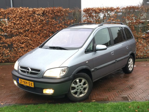 opel zafira  2216v elegance 145 pkapk 2021climate7