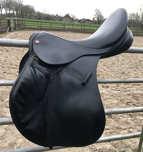 Euroriding zadel 18 inch veelzijdigheid - Afbeelding 2