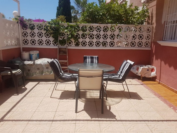 Appartement op de beganegrond met een groot terras - Afbeelding 2