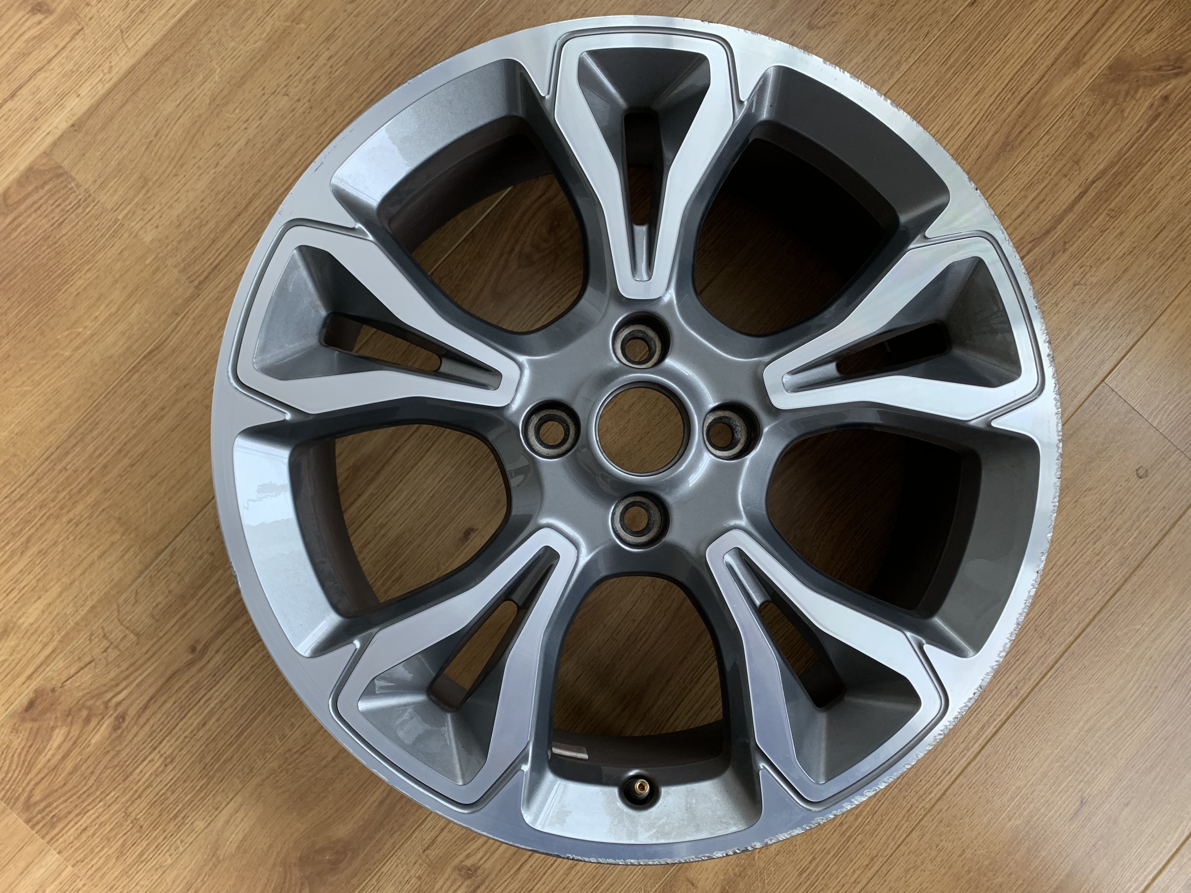 Lichtmetaal wiel voor Fiesta ST-Line 18" - 5x2 spaaks Rockmetallic