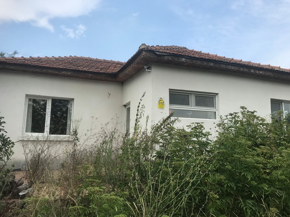 Een gerenoveerde en gemeubelde woning in Pravdino - nr. 1