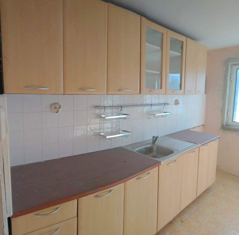 Een groot woonhuis met weiland en 2 percelen bouwgrond - Afbeelding 6