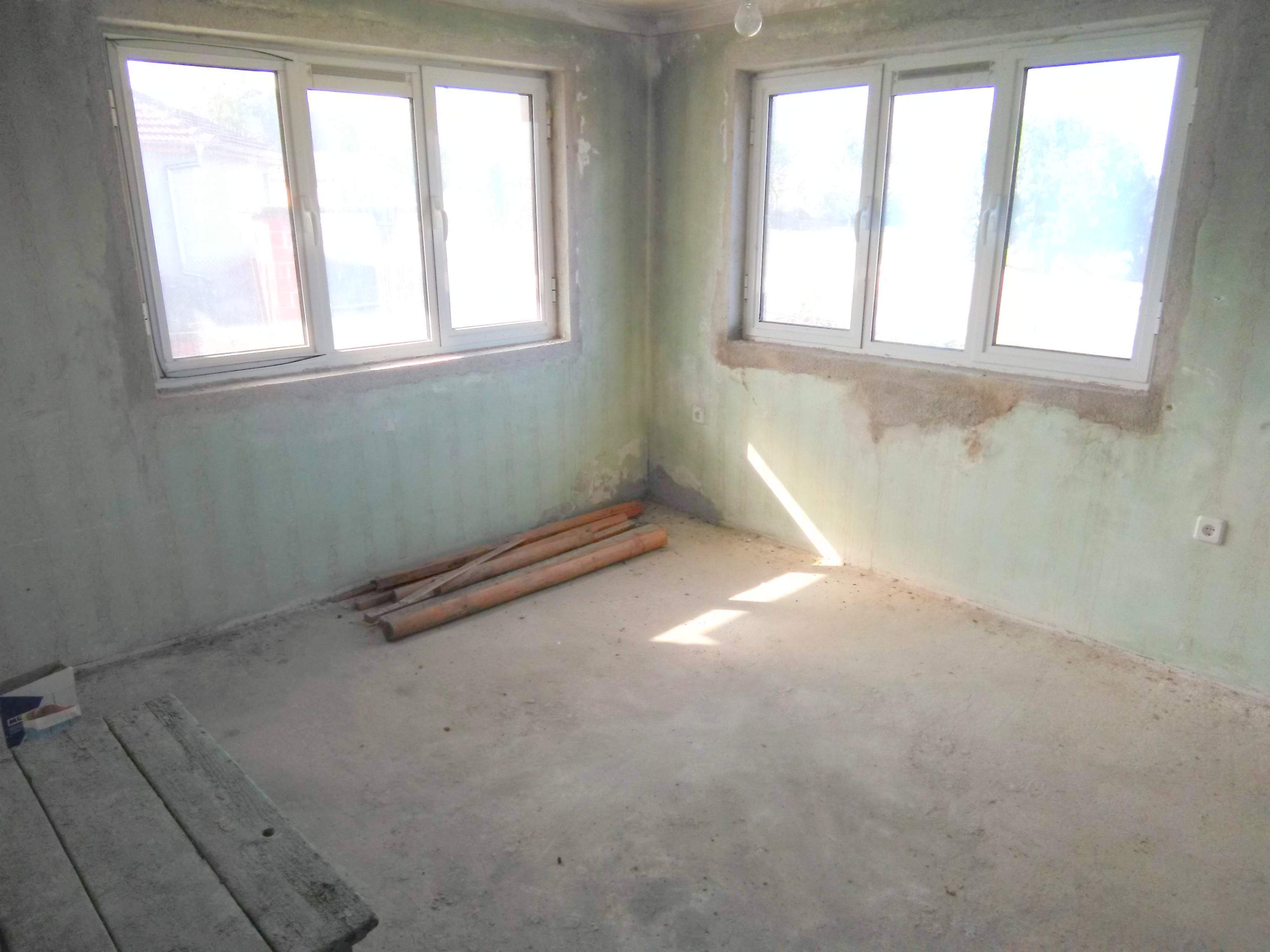Een groot woonhuis met weiland en 2 percelen bouwgrond - Afbeelding 8