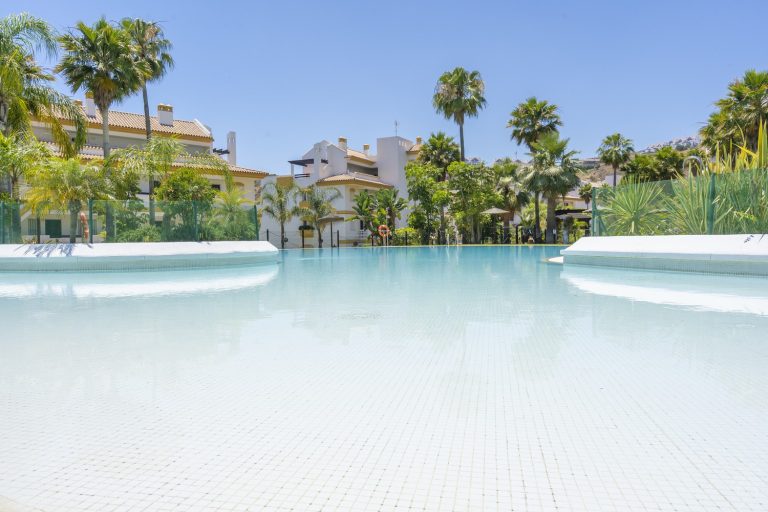 Uw Appartement in MIJAS bij Golfresort en zwembad met garages en meubels - nr. 1