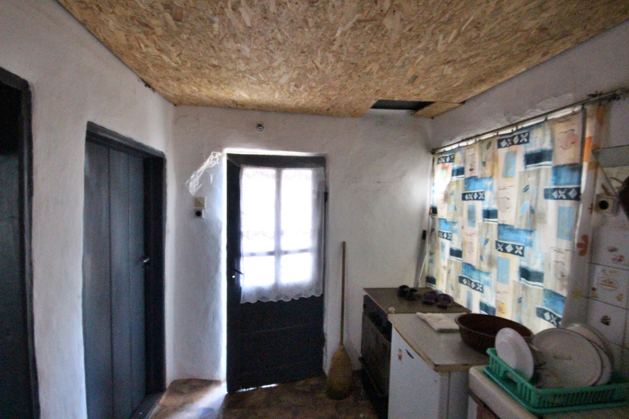Goed bewoonbare goedkope woning, in de nabijheid van de Zwarte Zee - Afbeelding 3