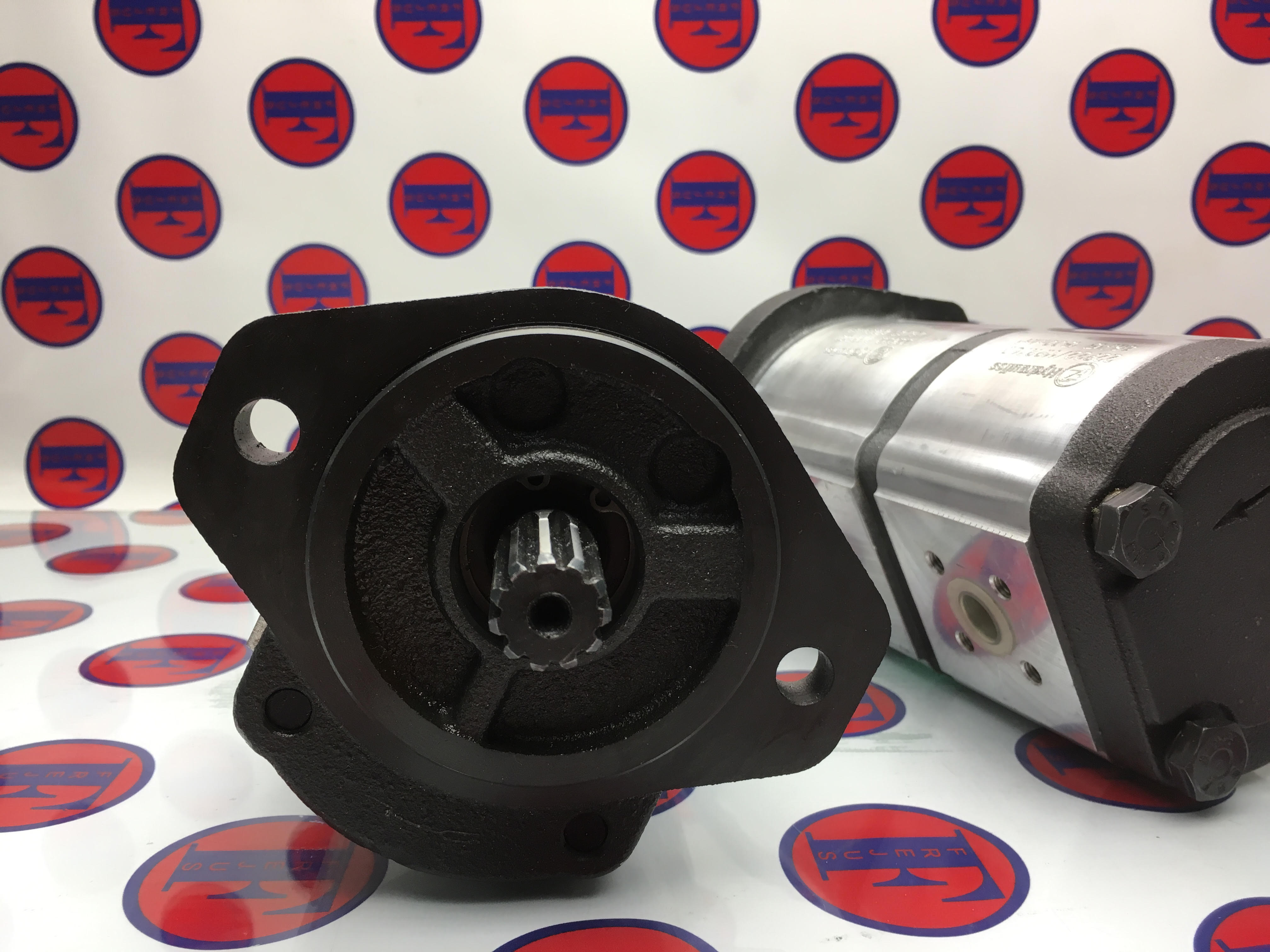 Hydraulische pomp naar Volvo L25B, L30B - Afbeelding 2