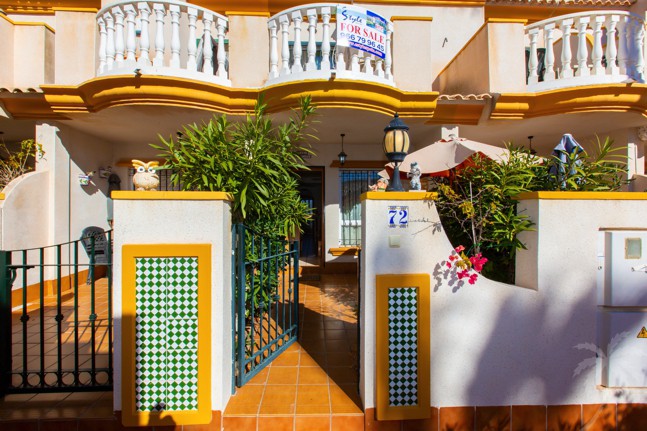 Uw Vakantiehuis in PUNTA PRIMA met meubels en bij mooi zwembad - Afbeelding 6