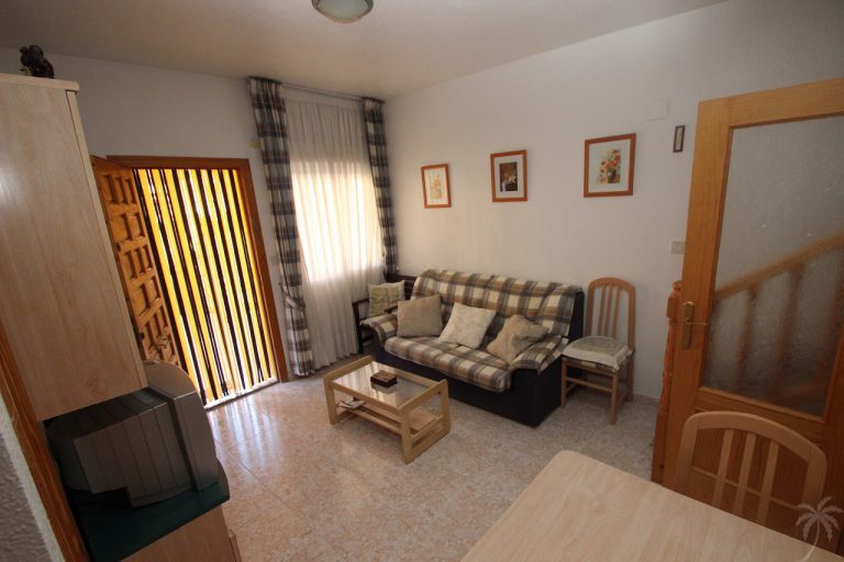 Uw zeer complete Bungalow in TORREVIEJA met garage en terrassen bij zwembad - Afbeelding 7
