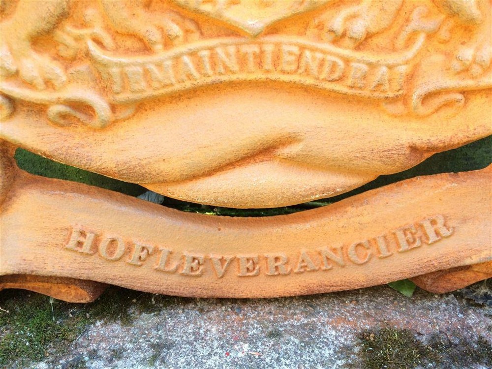 Gietijzeren wandornament-zwaar uitgevoe hofleverancier - Afbeelding 6