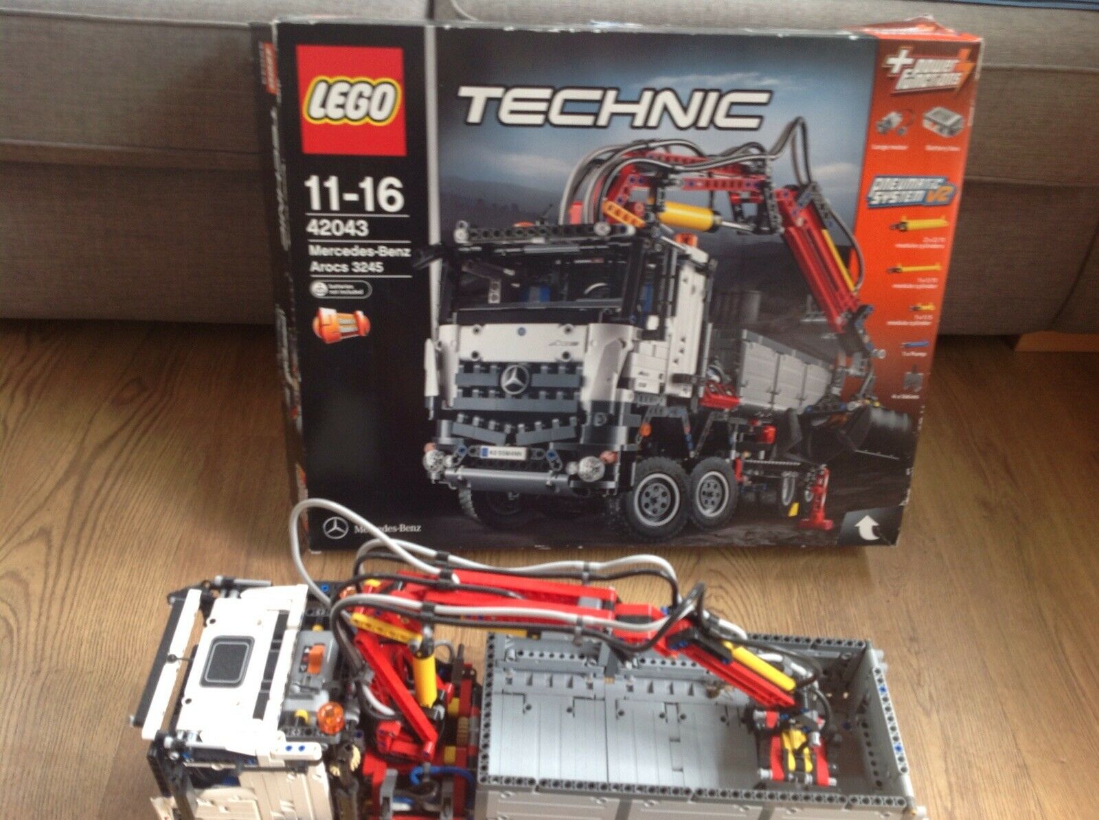Lego 42043 Mercedes-Benz Arocs - nr. 1