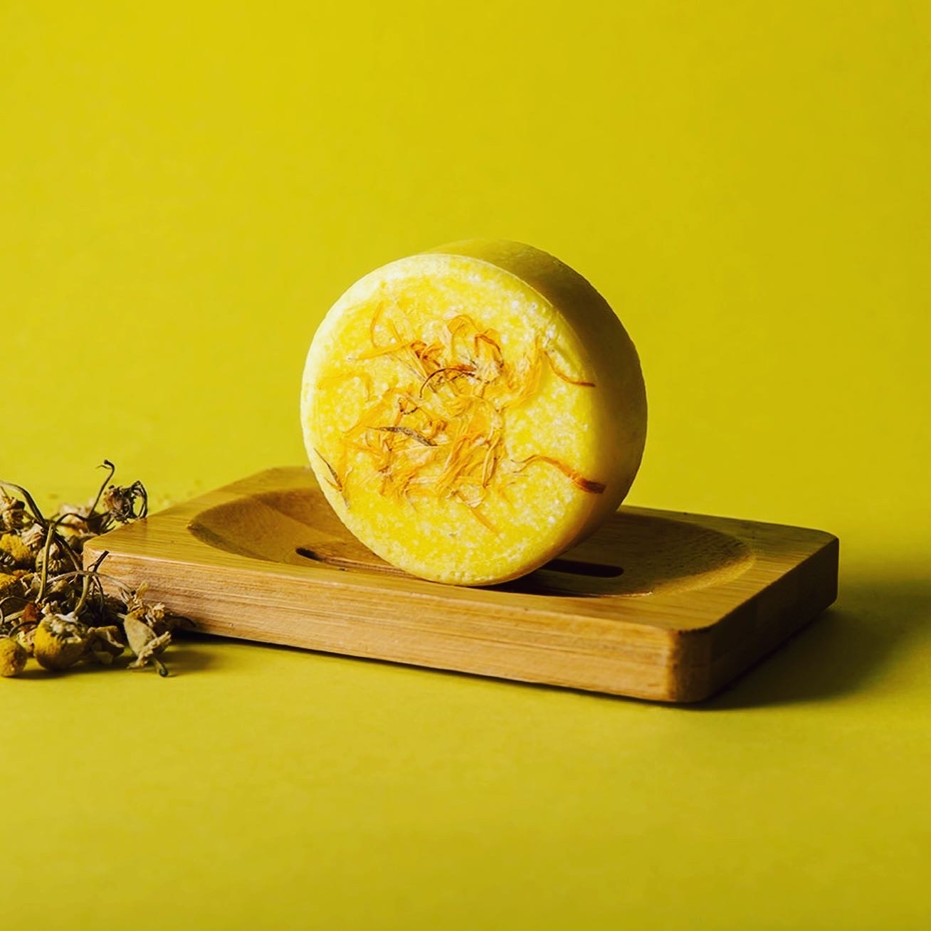 Chamomile Down & Carry On Shampoo Bar – 70g