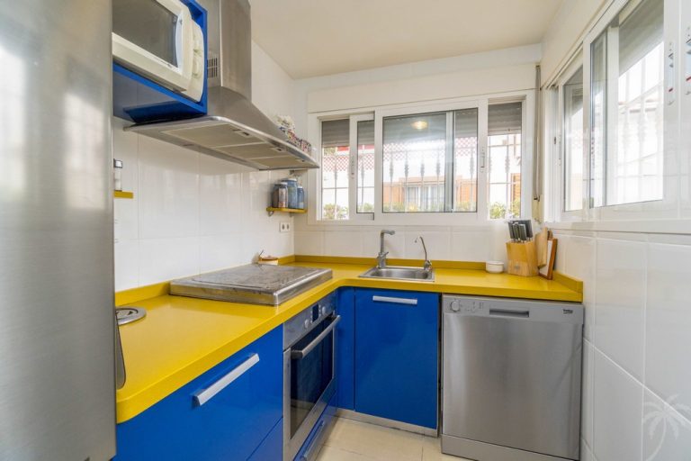 Uw Bungalow in LA MATA met meubels bij zee strand en mooi zwembad in mooie grote tuin - Afbeelding 2