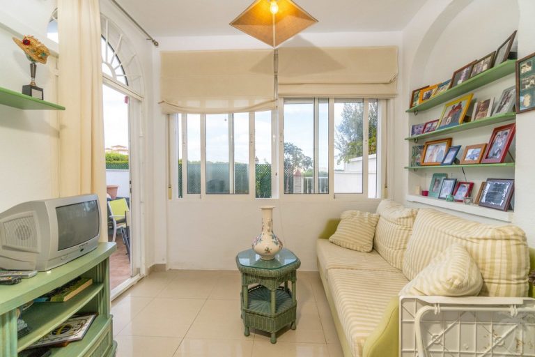 Uw Bungalow in LA MATA met meubels bij zee strand en mooi zwembad in mooie grote tuin - Afbeelding 5