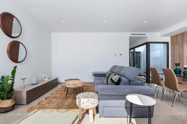 Uw nieuwe Villa in PILAR DE LA HORADADA bij Zee met balkon solarium parking en zwembad met waterval - Afbeelding 7