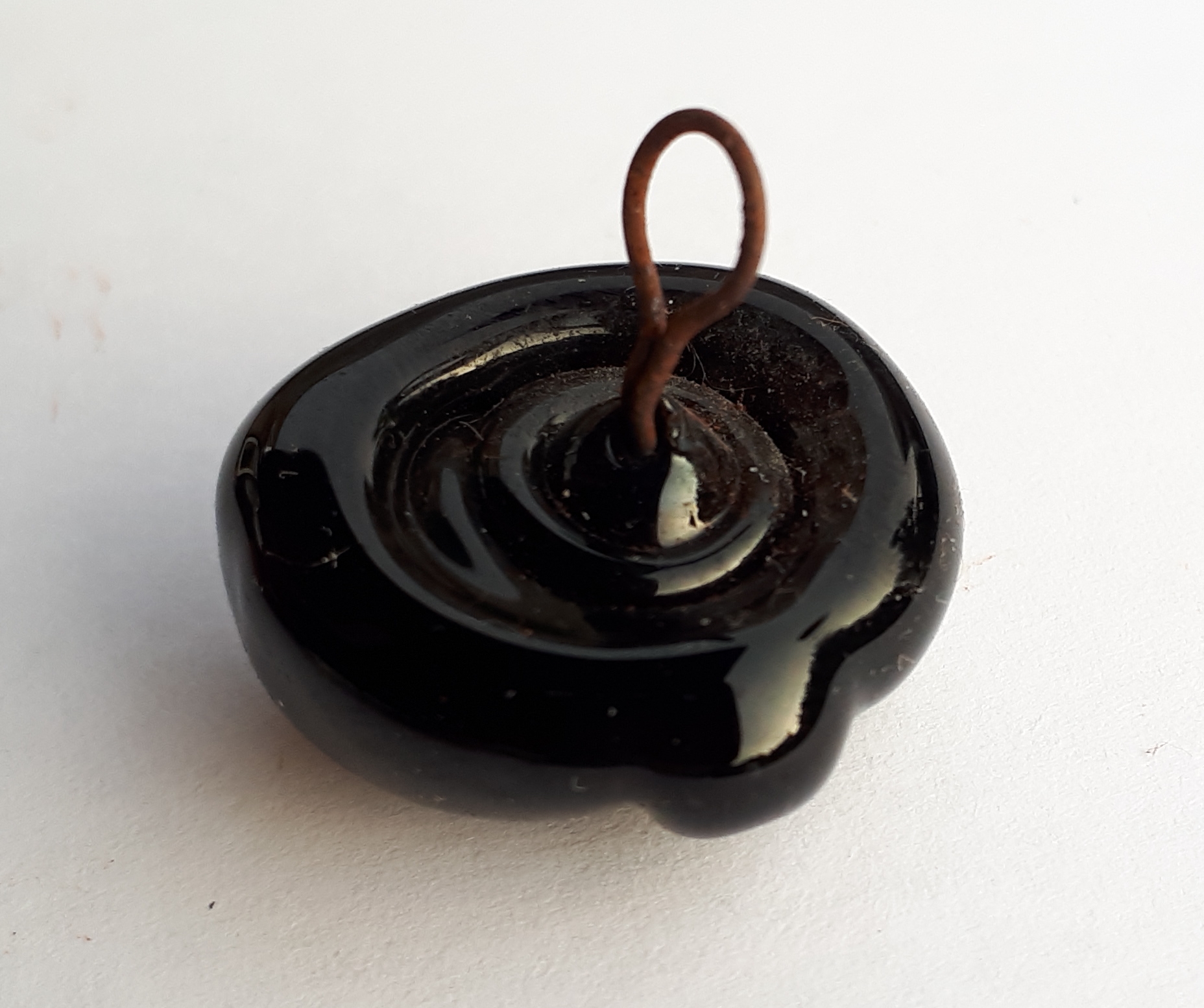 10 st. Berenneus zwart glas, glanzend, 19mm. - Afbeelding 3