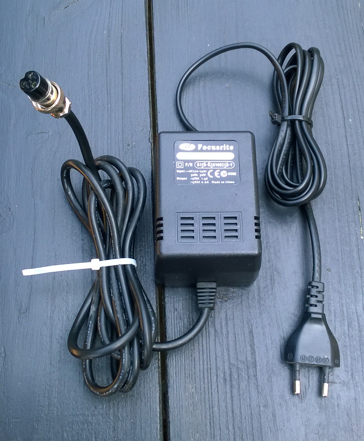 Voeding adapter Focusrite Saffire