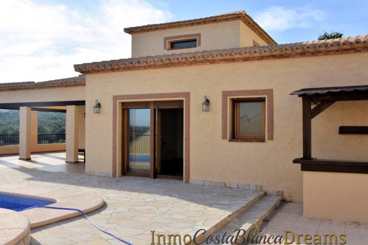 EXCLUSIEVE RUSTIEKE VILLA IN SPAANSE STIJL - InmoCostaBlancaDreams - nr. 1