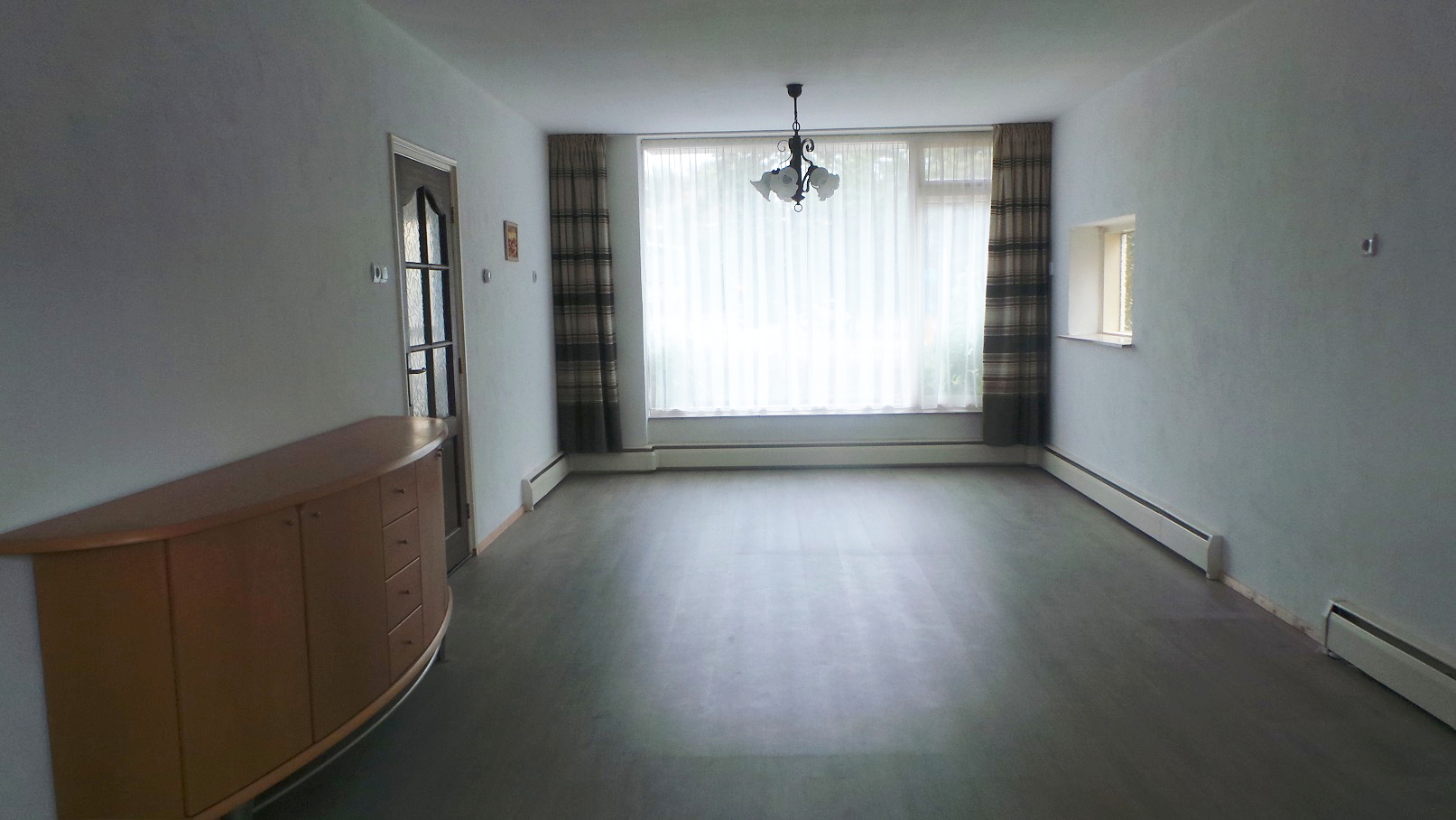 Tweekapper met 4 ruime slaapkamers in Geldrop! - Afbeelding 3