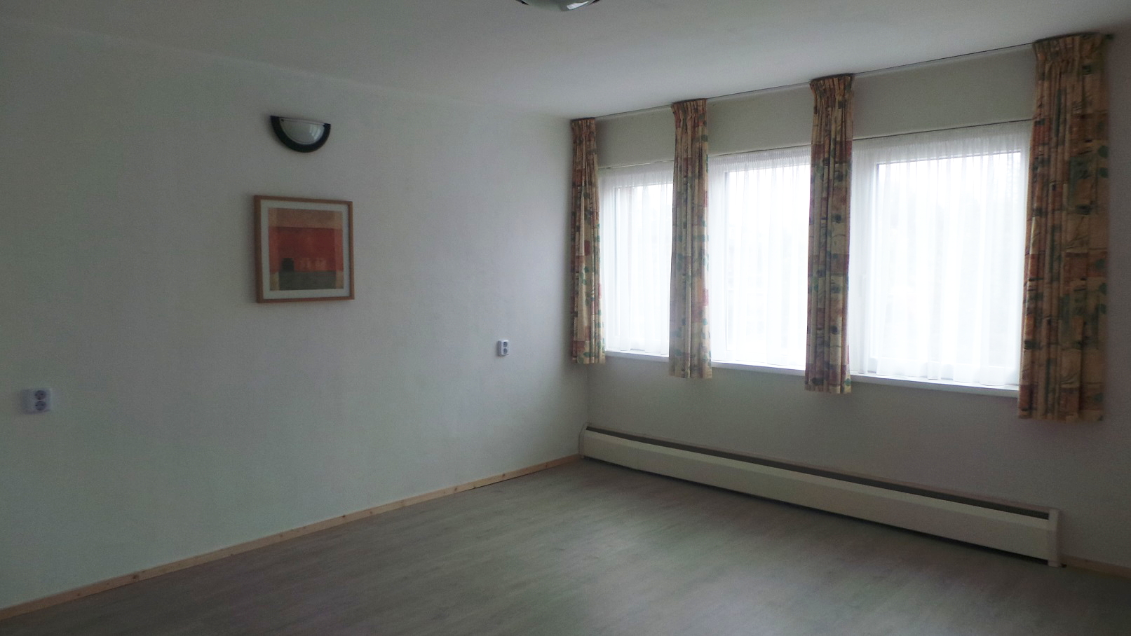 Tweekapper met 4 ruime slaapkamers in Geldrop! - Afbeelding 6