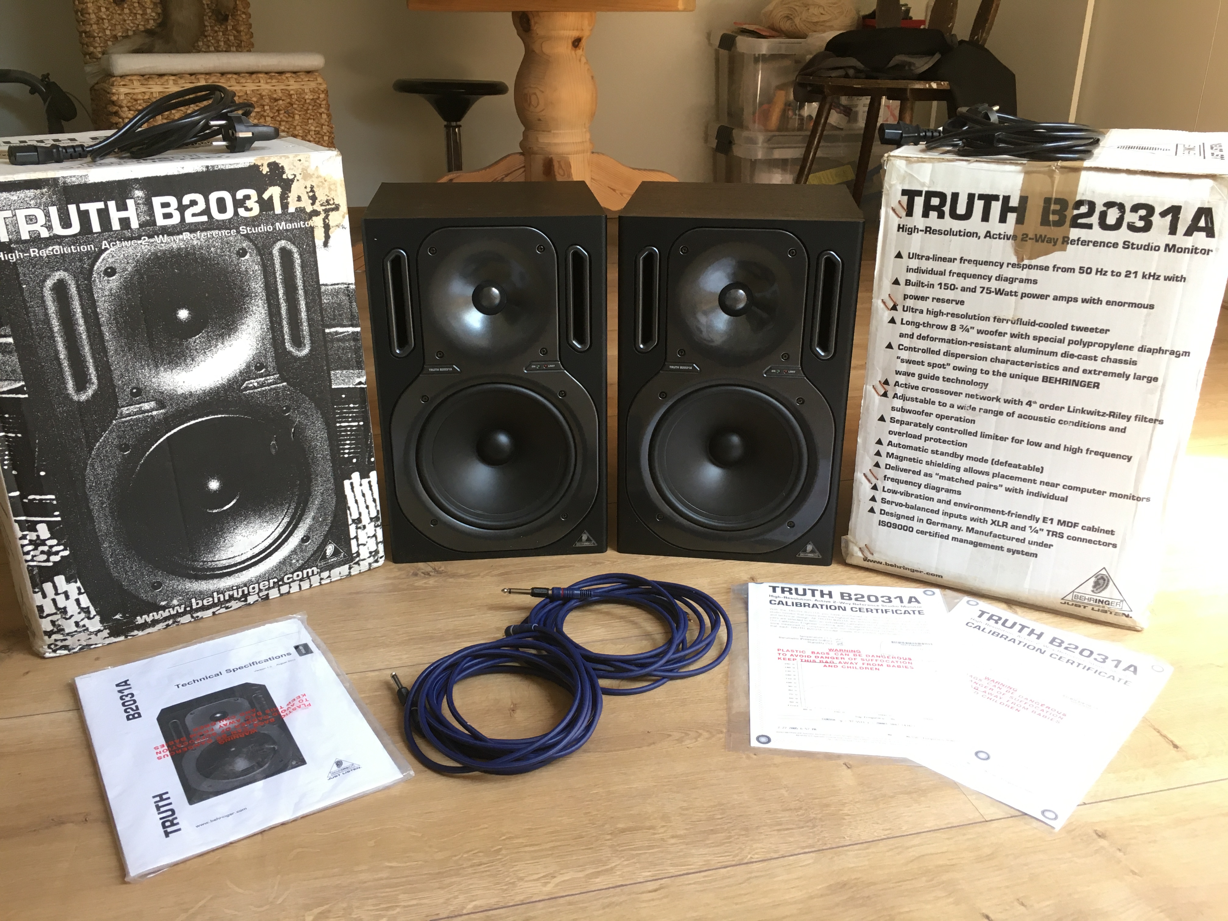 Te koop Behringer TRUTH B2031A speaker set. - nr. 1