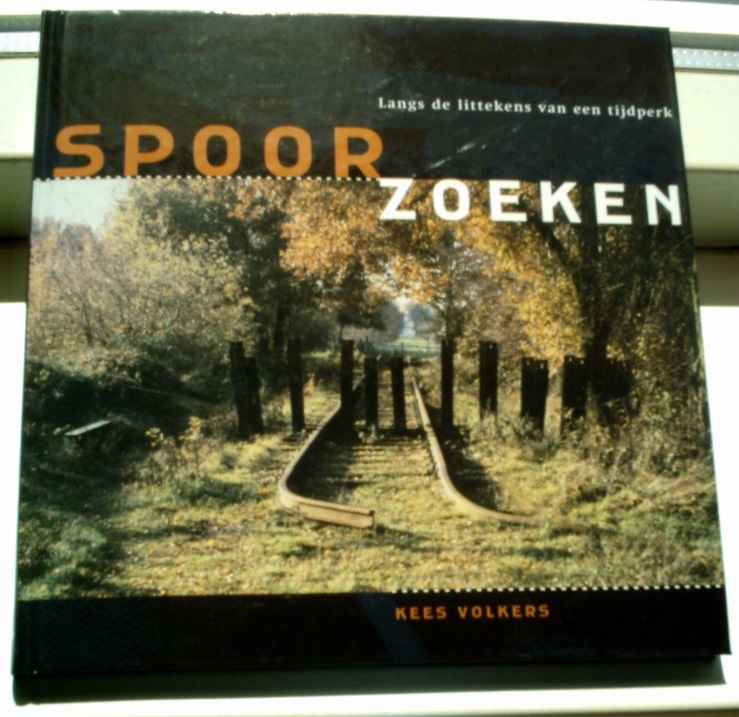 Spoorzoeken.Langs de littekens van een tijdperk(9028836594). - nr. 1