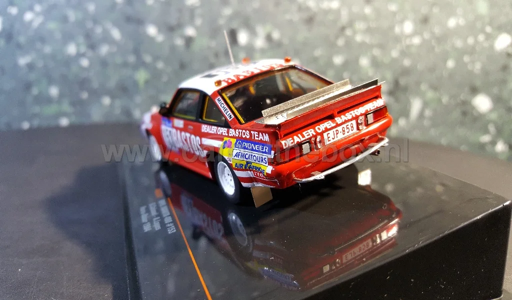 Opel Manta 400 #153 BASTOS 1:43 Ixo - Afbeelding 4