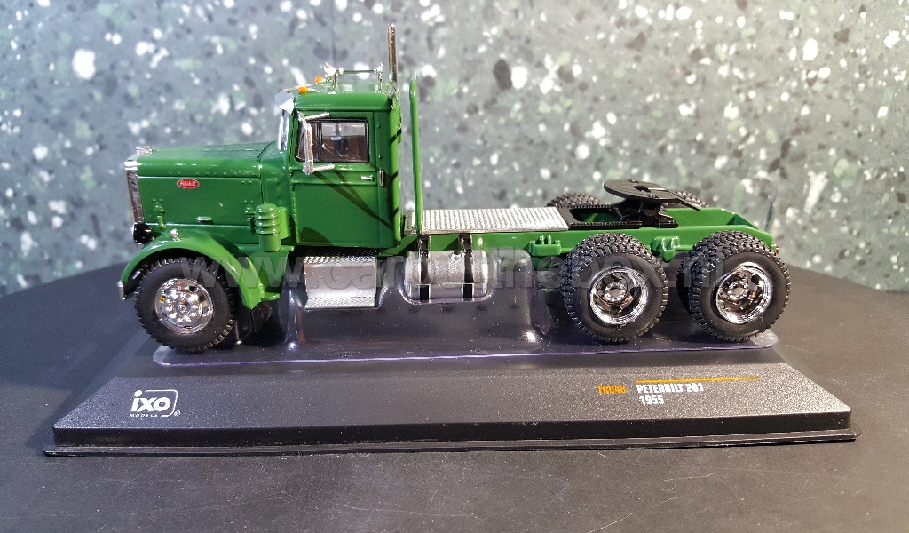 Peterbilt 281 groen 1:43 Ixo - nr. 1